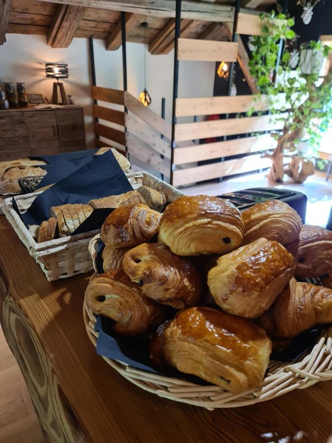 1703 - Open Living & - Adults Only Chalet Le Petit-Bornand-les-Glieres